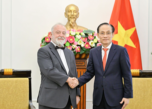 ຮັດແໜ້ນກວ່າອີກການພົວພັນຄູ່ຮ່ວມມືຍຸດທະສາດ ຫວຽດນາມ-ເຊັກ